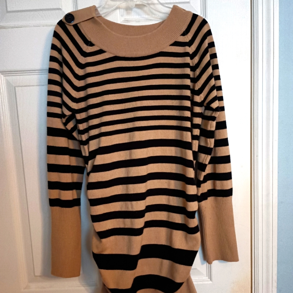 This is a long snuggie dress. Could be used as a dress or a dress with leggings.